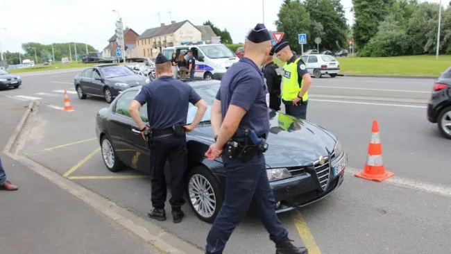 découvrez quelles sont les conséquences d'une absence d'assurance santé et auto, ainsi que les risques encourus et les solutions pour régulariser votre situation en france.
