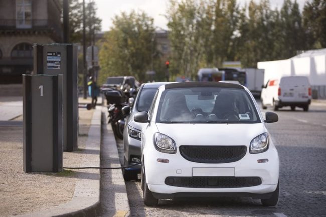 découvrez comment assurer la sécurité de votre voiture sans permis avec nos conseils pratiques et équipements adaptés pour une conduite sereine et protégée.