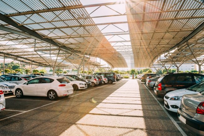 découvrez le top 10 des villes où les tarifs d'assurance auto augmentent le plus en 2026 et préparez-vous à faire face aux changements de prix.