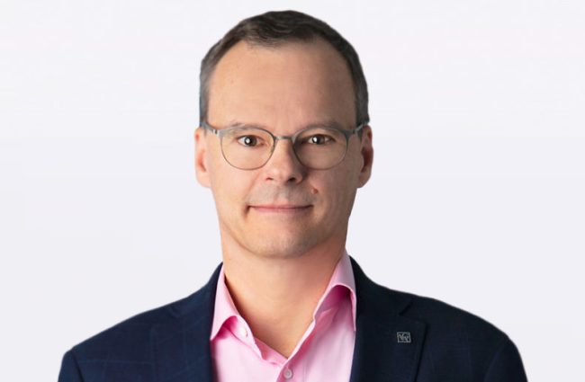 découvrez comment la défiance envers l'assurance est majoritaire, tout en soulignant qu'un quart des assurés fait preuve d'un comportement exemplaire.